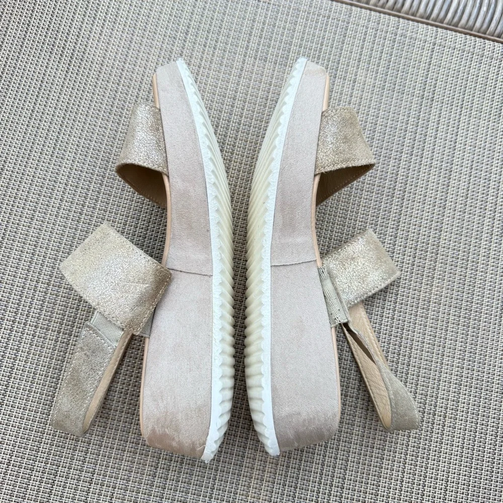 HH Cordani Alisha Wedge Slingback Sandals in Dusty Gold‎ Suede shoes